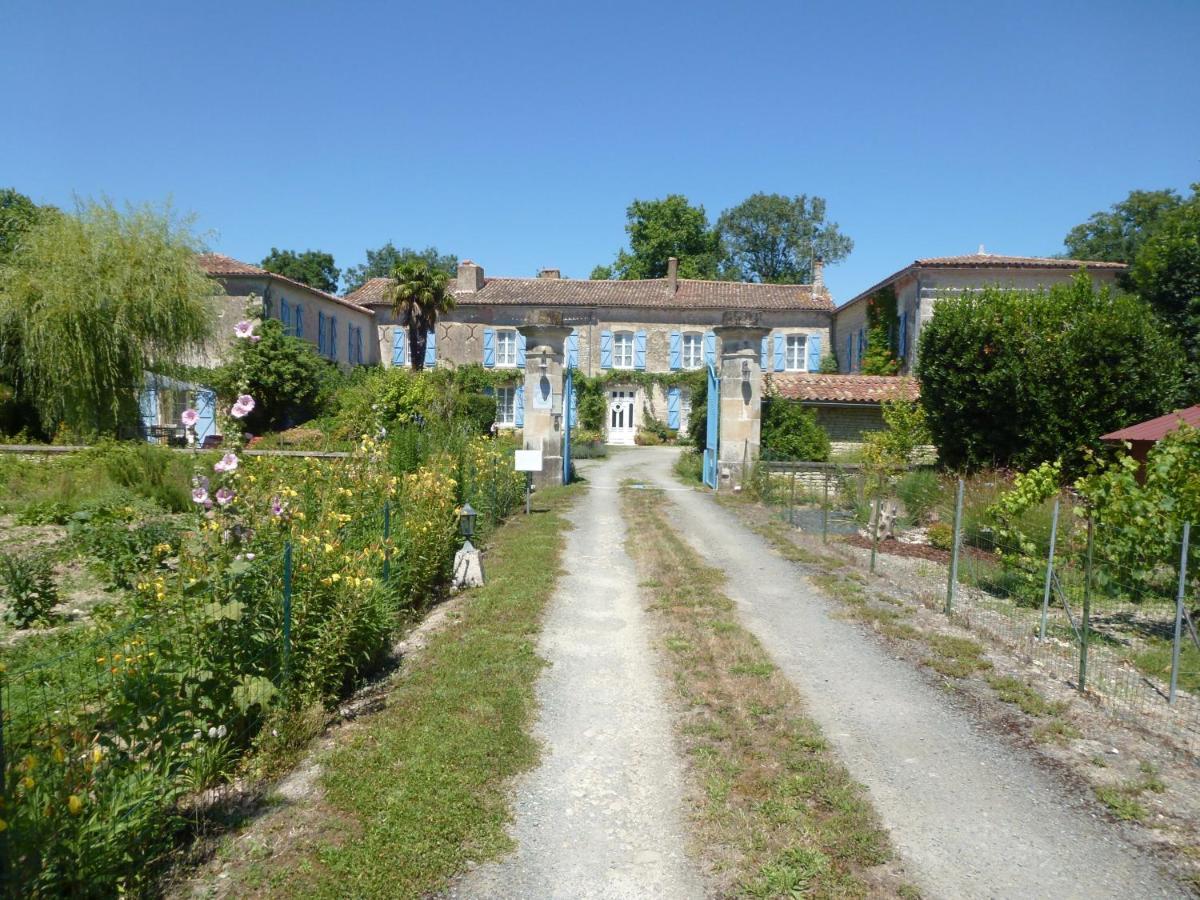 Le Logis De Faugerit Bed & Breakfast Frontenay-Rohan-Rohan Екстериор снимка